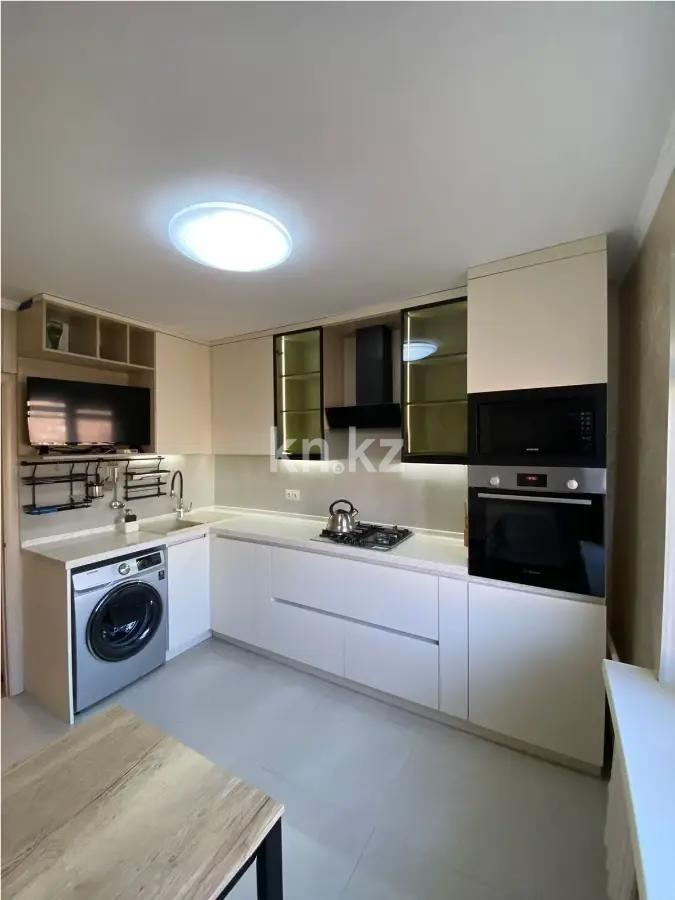 Продажа 2-комнатной квартиры, 50.6 м², мкр-н Аксай-4, дом  73 в Алматы - фото 3