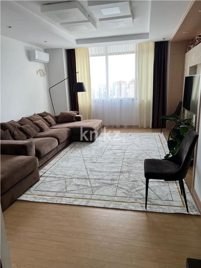 Продажа 3-комнатной квартиры, 92 м², пр. Кошкарбаева, дом  10 в Астане