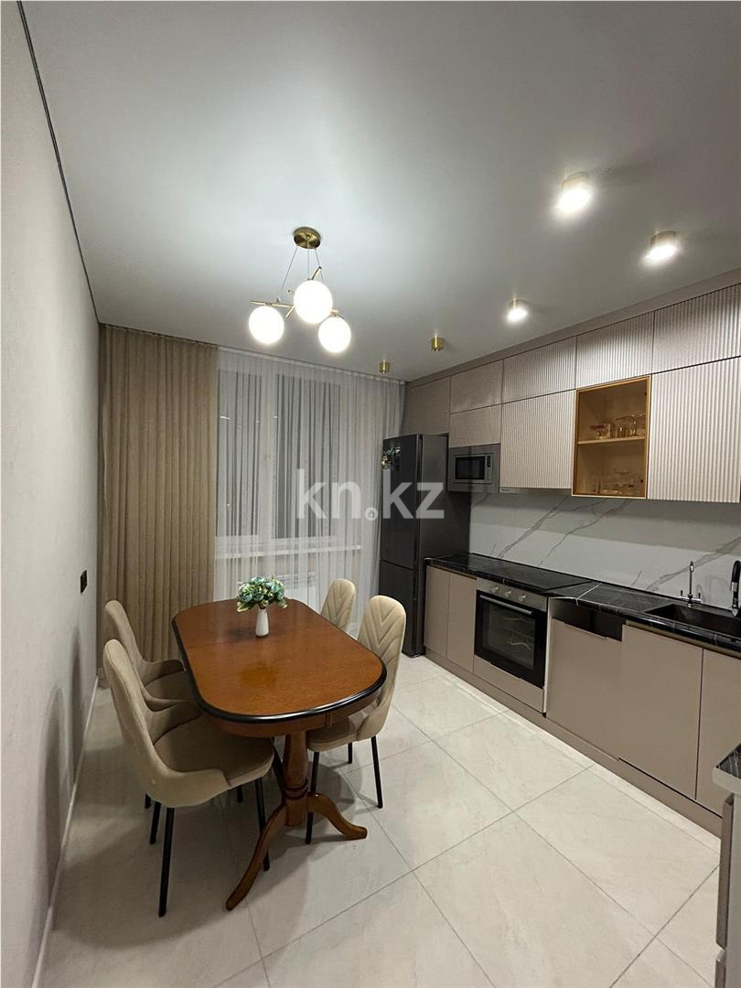 Продажа 3-комнатной квартиры, 99.4 м², ул. Сыганак в Астане