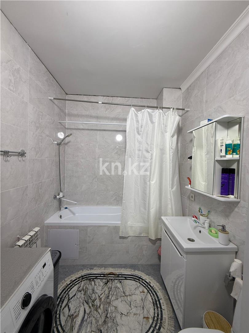 Продажа 2-комнатной квартиры, 79 м², ул. Нарикбаева в Астане - фото 9