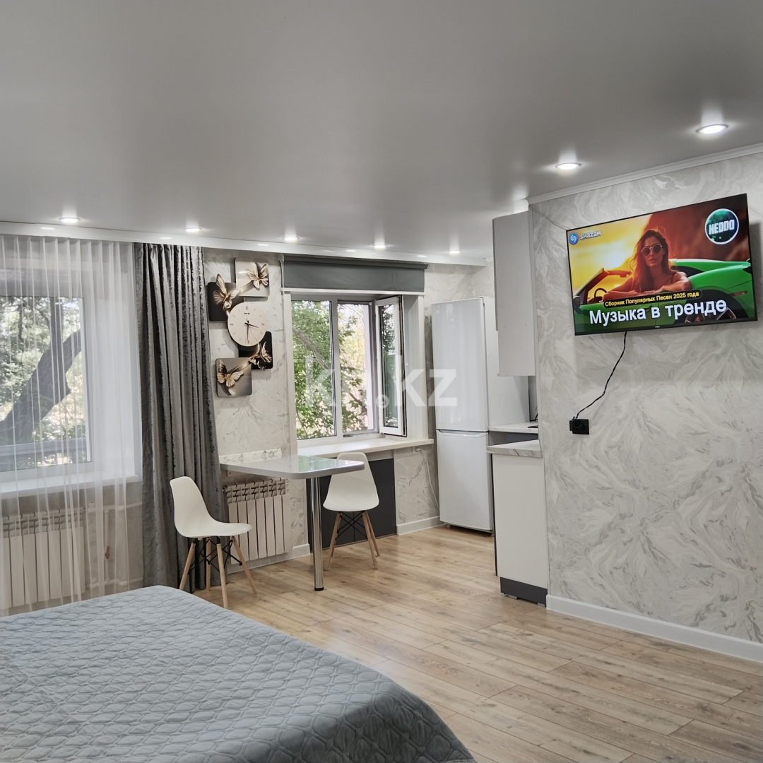 Аренда 1-комнатной квартиры посуточно, 32 м², Джамбула, дом  58 в Сарани - фото 5