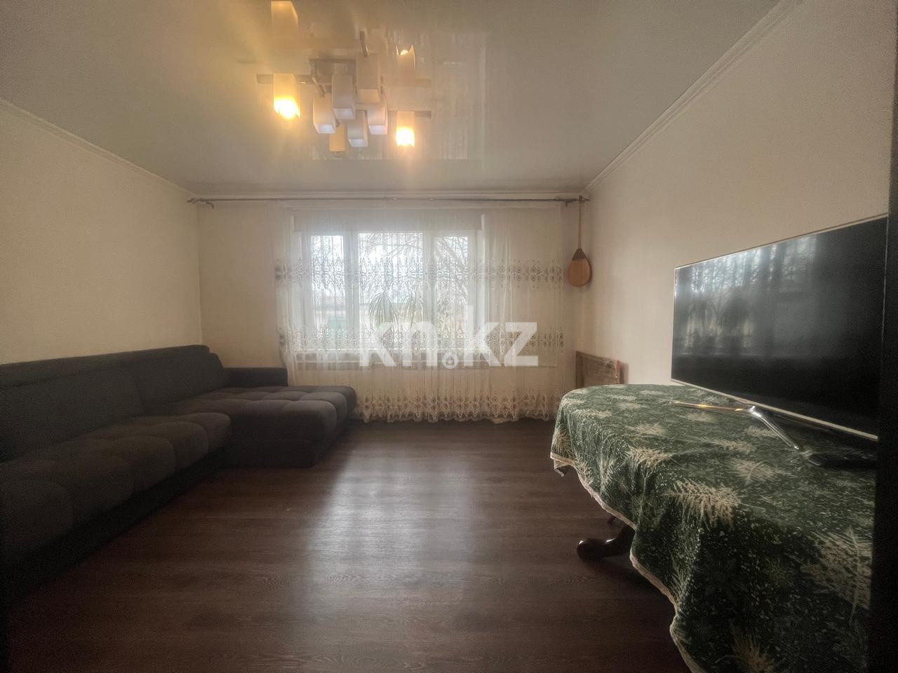 Продажа 5-комнатной квартиры, 99 м², мкр. Степной-1, дом  4 в Караганде - фото 5