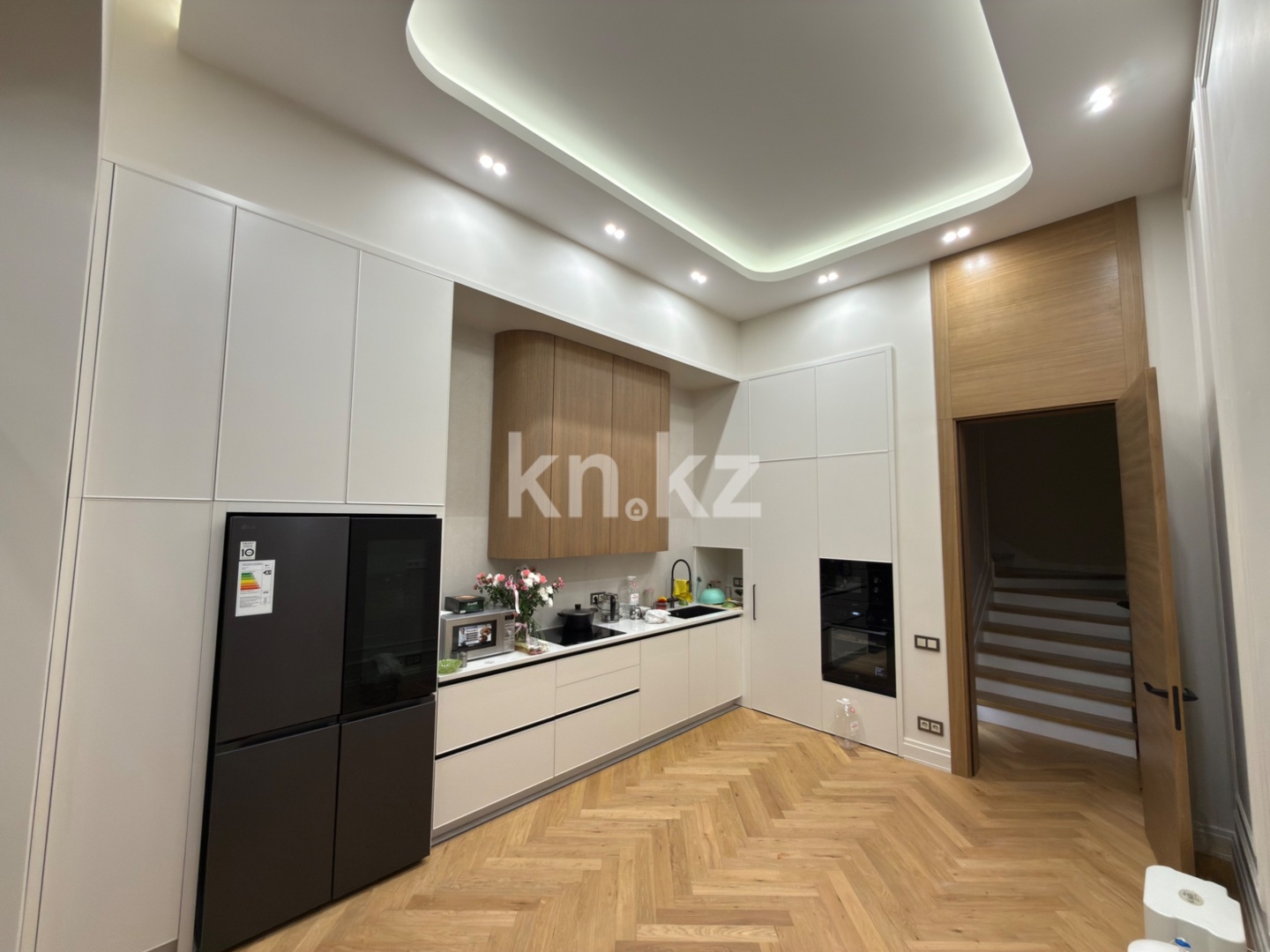 Продажа 5-комнатной квартиры, 237 м² в Алматы - фото 3