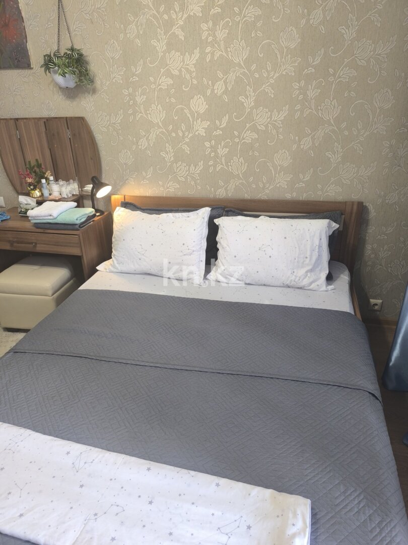 Аренда 2-комнатной квартиры посуточно, 72 м² в Астане