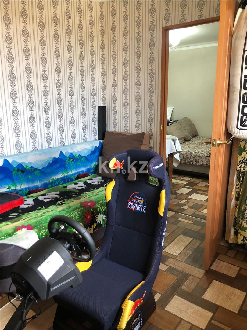 Продажа 4-комнатной квартиры, 61 м², мкр-н 11а в Караганде - фото 5