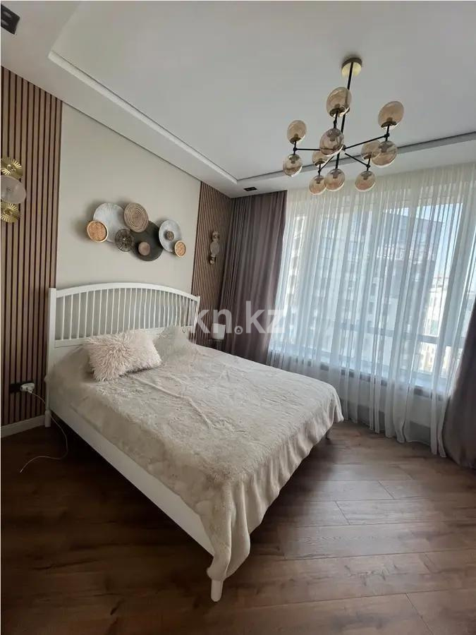 Продажа 3-комнатной квартиры, 79 м², пр. Аль-Фараби, дом  27/2 в Алматы - фото 2