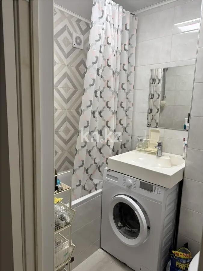 Продажа 3-комнатной квартиры, 56.6 м² в Алматы - фото 4