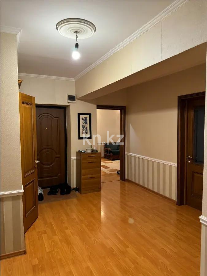 Продажа 4-комнатной квартиры, 111.5 м², пр. Абылай хана, дом  57/1 в Астане - фото 6