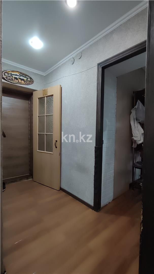 Продажа 3-комнатной квартиры, 61 м², мкр-н 14 в Караганде - фото 13