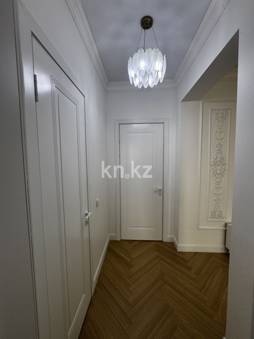 Продажа 3-комнатной квартиры, 111 м², ул. Утеген батыра, дом  11В в Алматы - фото 28