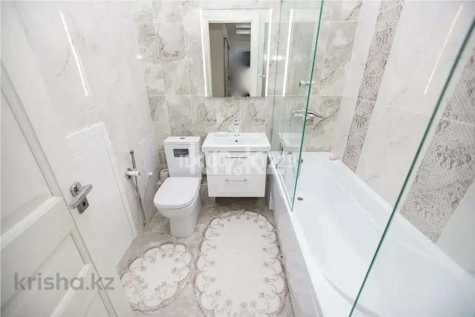 Продажа 2-комнатной квартиры, 65 м², ул. Туркестан, дом  28/2 в Астане - фото 7