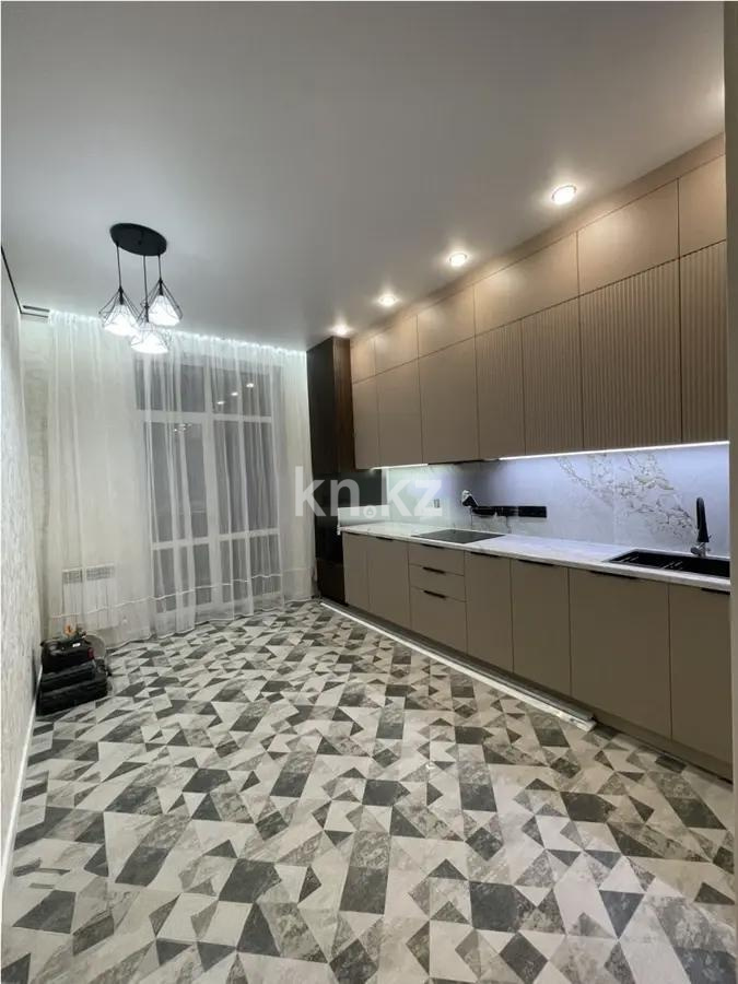 Продажа 2-комнатной квартиры, 69 м², ул. Букетова, дом  3 в Караганде - фото 3