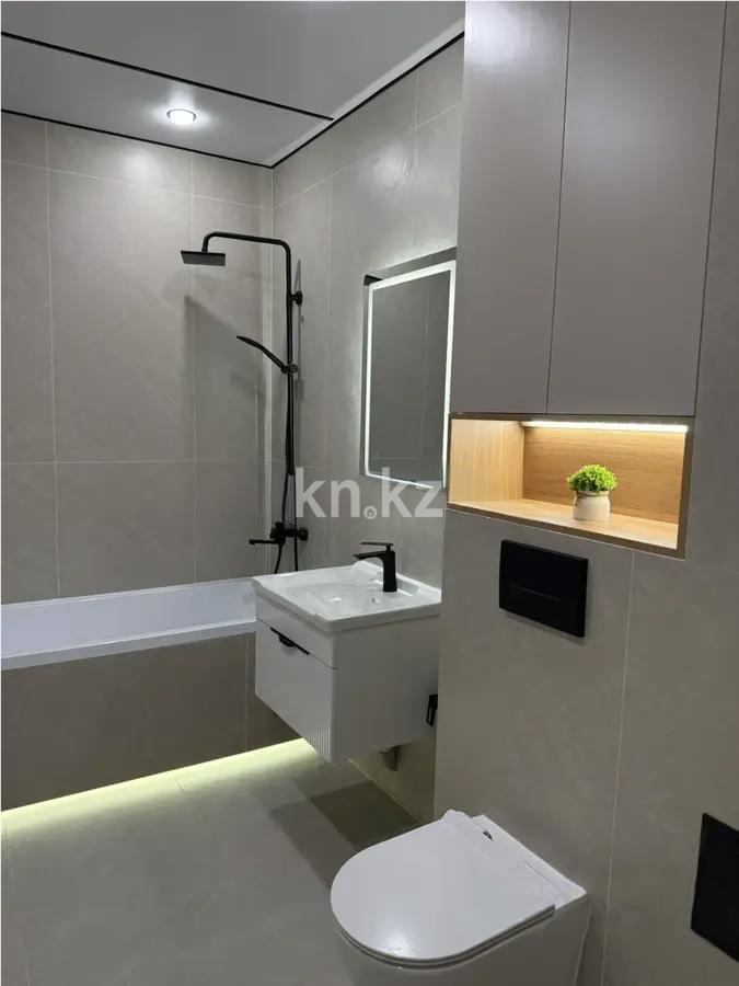 Продажа 2-комнатной квартиры, 48.5 м², ул. Ауэзова, дом  2/8 в Алматы - фото 3