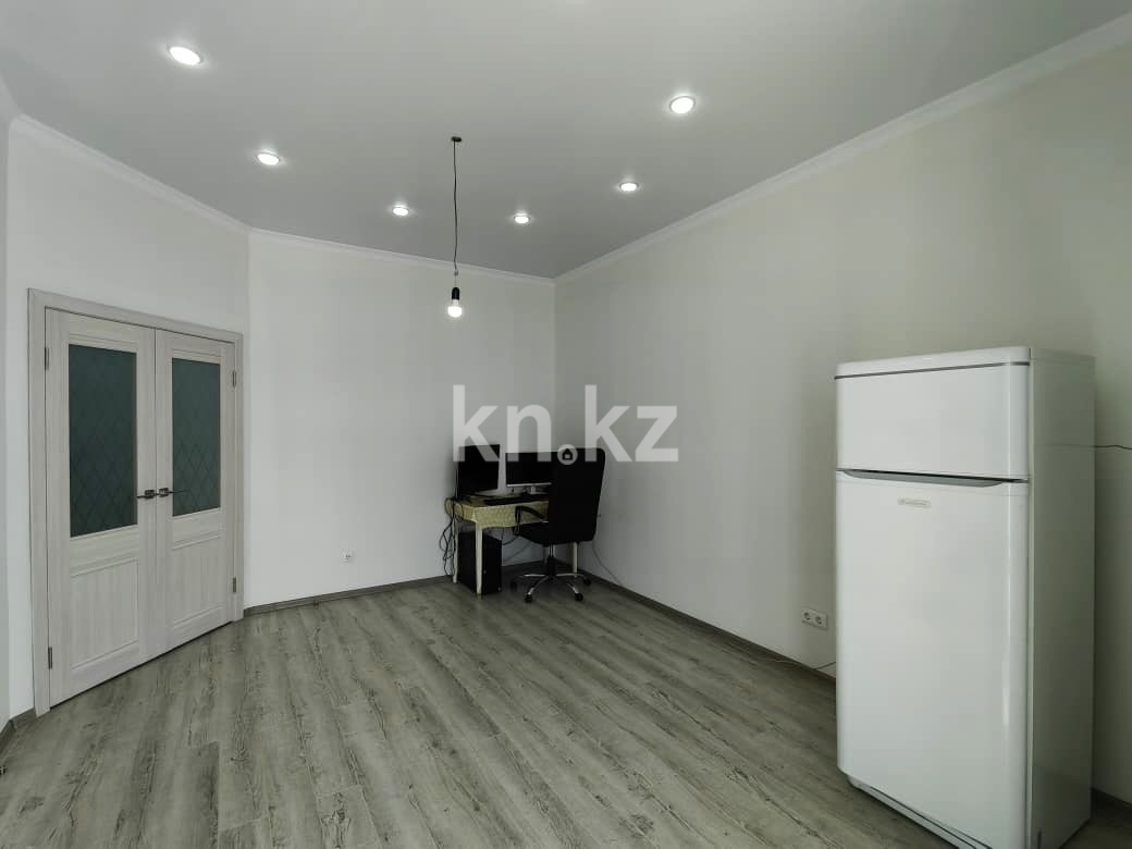 Продажа 2-комнатной квартиры, 63.4 м² в Караганде - фото 4
