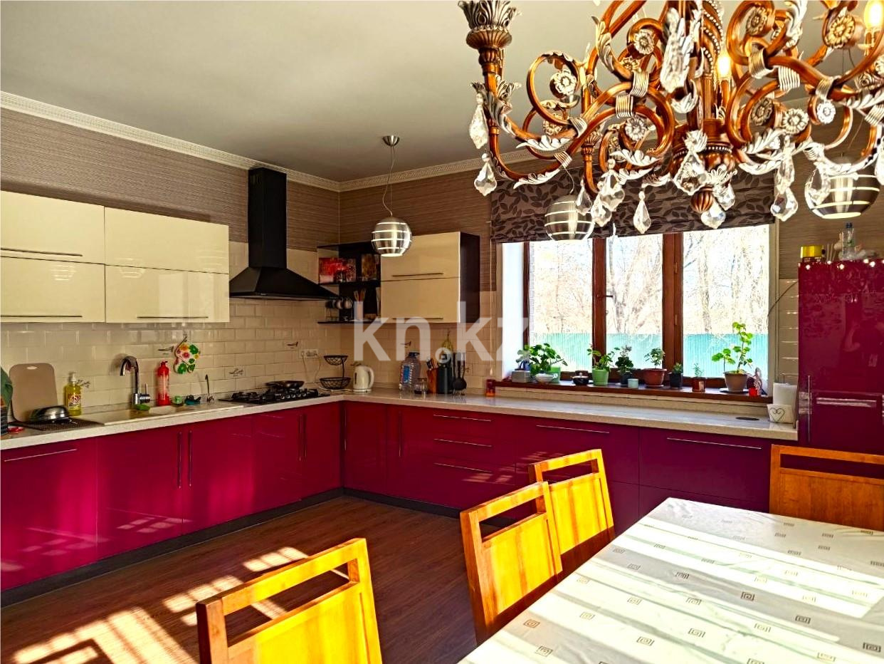 Продажа 7-комнатного дома, 260 м² в Караганде - фото 18
