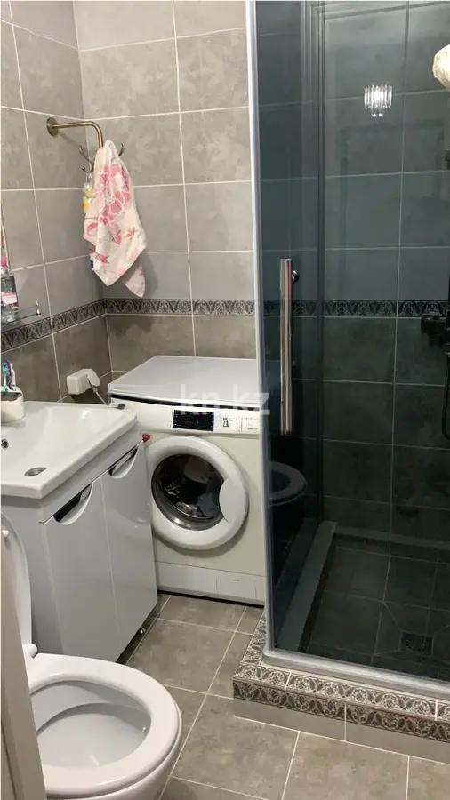 Продажа 3-комнатной квартиры, 70 м², мкр-н Айнабулак-4, дом  194 в Алматы - фото 4