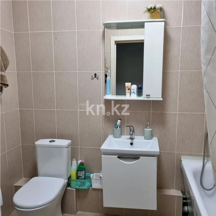 Продажа 3-комнатной квартиры, 63.8 м² в Астане - фото 4