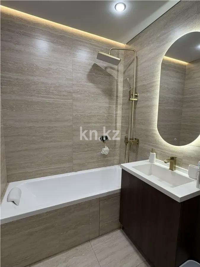 Продажа 2-комнатной квартиры, 65 м² в Алматы - фото 4