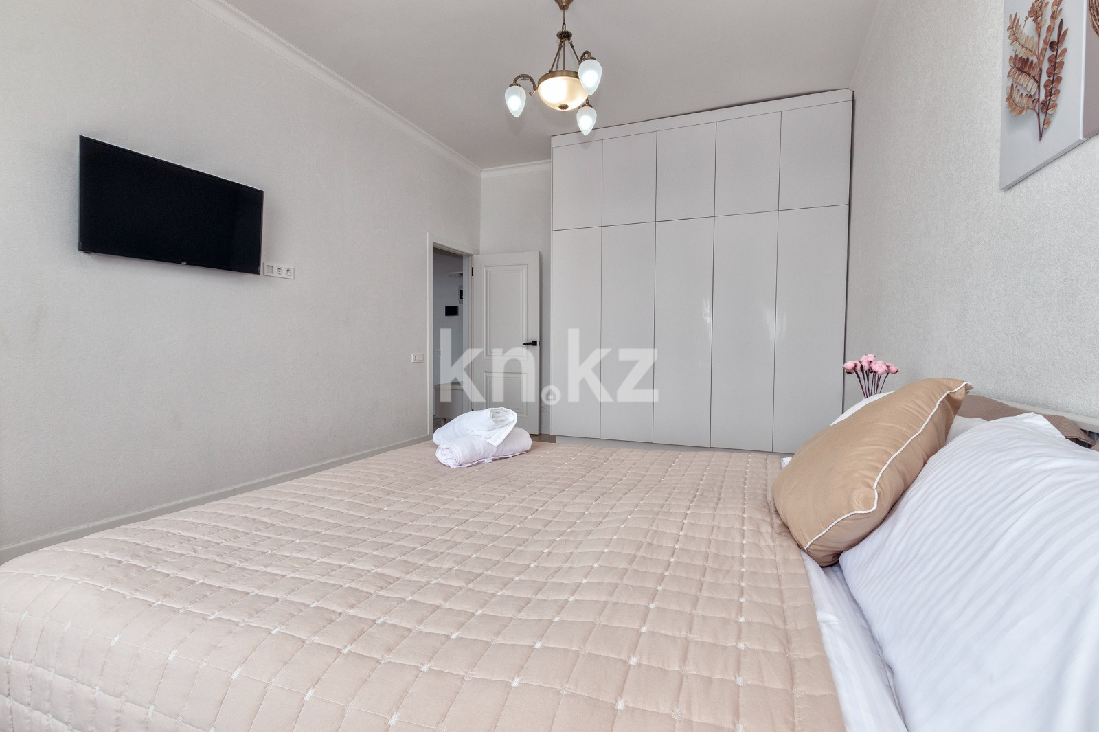 Аренда 2-комнатной квартиры посуточно, 50 м², пр. Туран, дом  43 - ул. Сыганак в Астане - фото 6