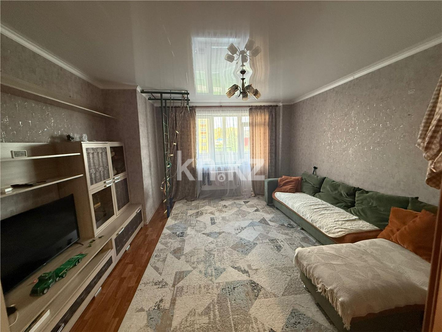 Продажа 2-комнатной квартиры, 61 м² в Караганде