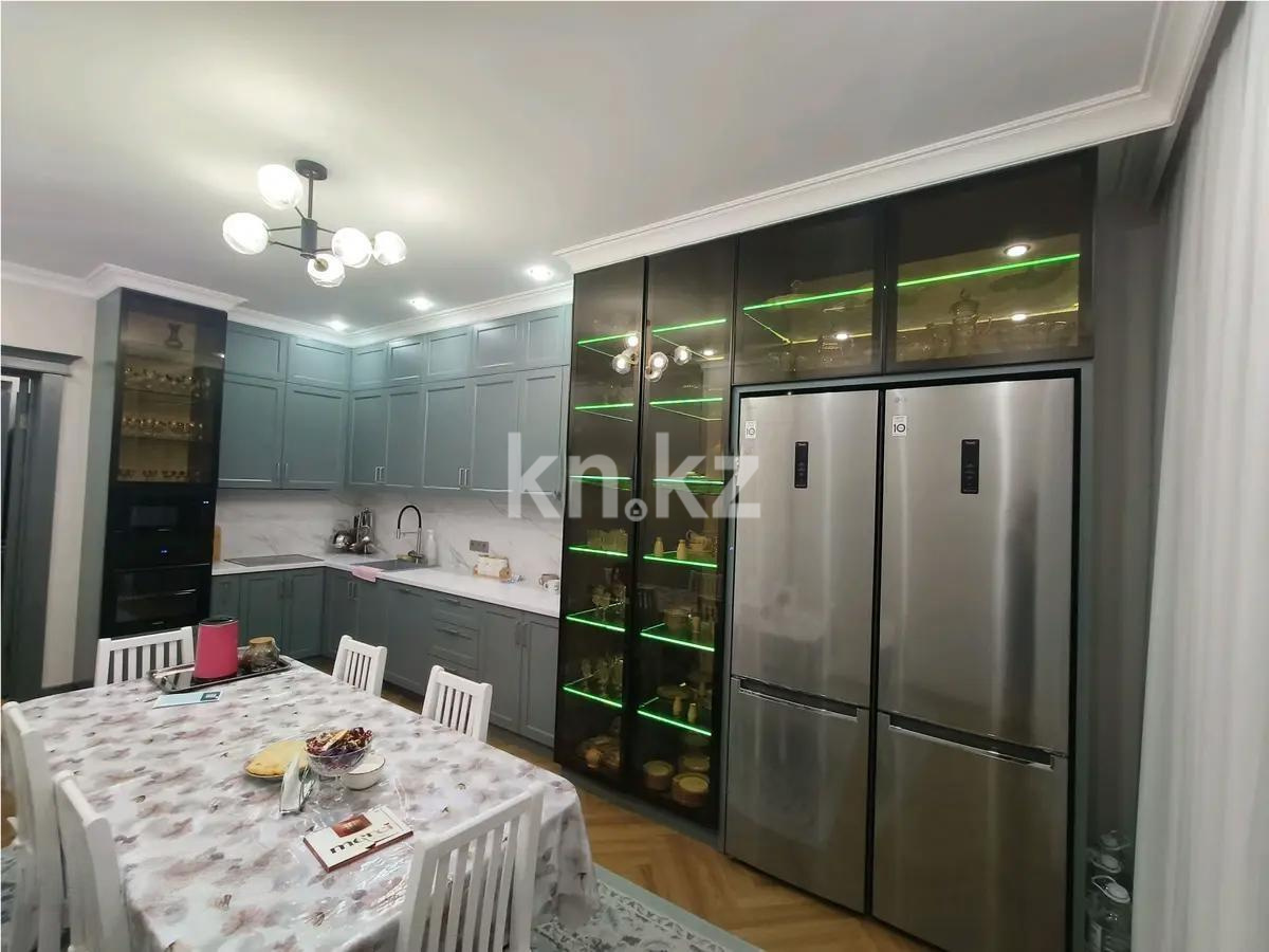 Продажа 4-комнатной квартиры, 145 м², ул. Ушкемпирова, дом  36 в Алматы - фото 2