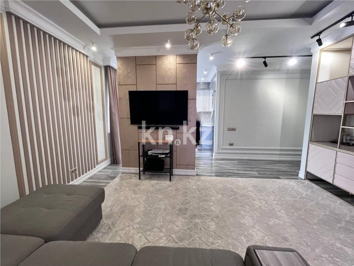 Продажа 4-комнатной квартиры, 107 м², пр. Шахтеров в Караганде