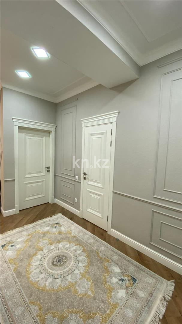 Продажа 4-комнатной квартиры, 107 м², ул. Таттимбета в Караганде - фото 19