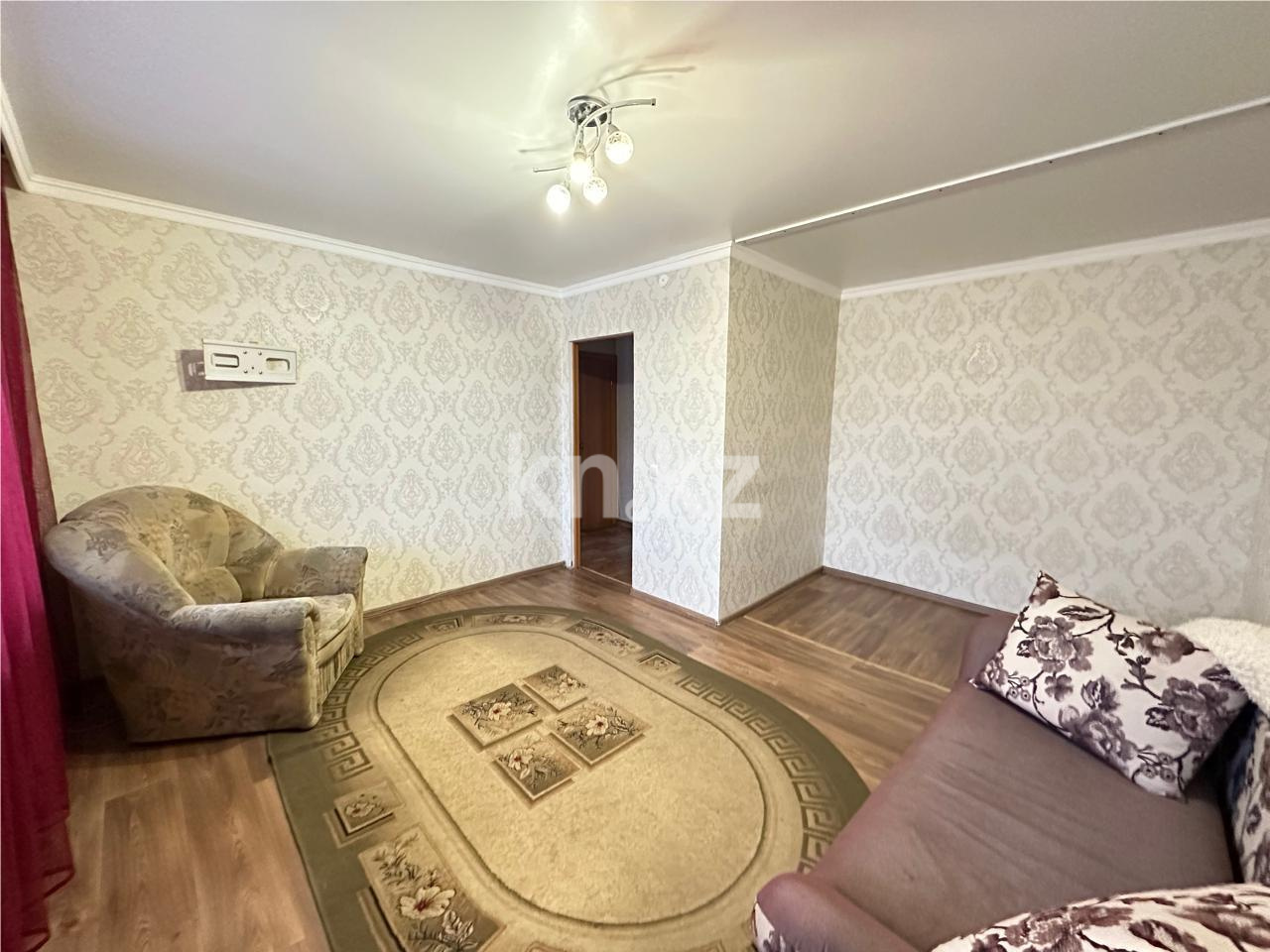 Продажа 1-комнатной квартиры, 32 м², 23 мкр. в Караганде - фото 3
