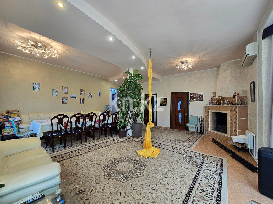 Продажа 5-комнатного дома, 209 м², ул. Ладушкина, дом  173 в Алматы - фото 24