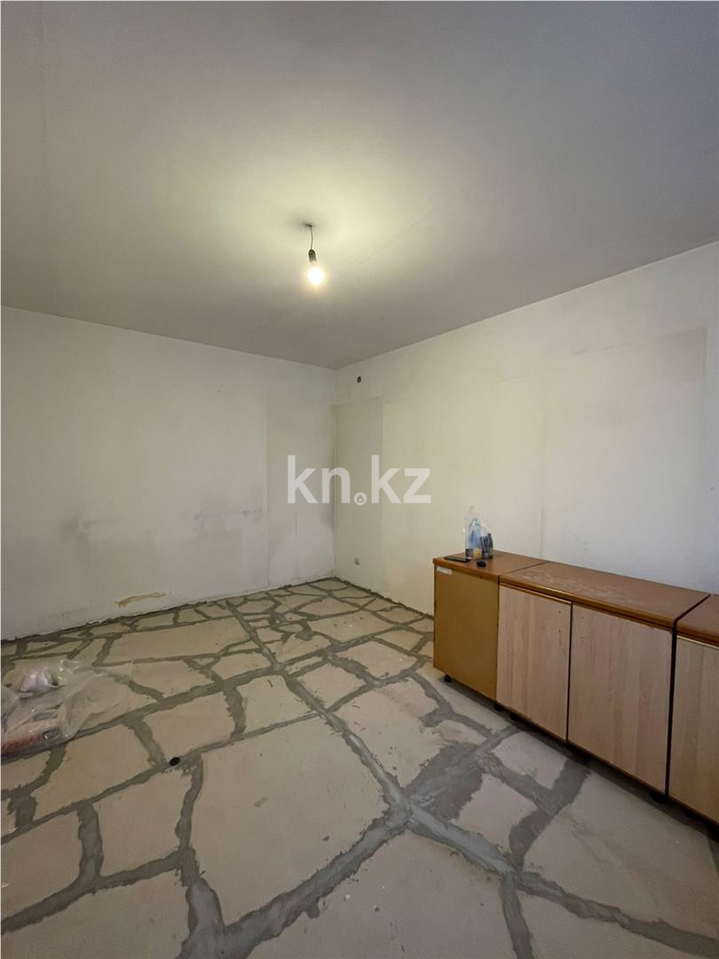 Продажа 1-комнатной квартиры, 38 м², пр. Момышулы в Астане - фото 3