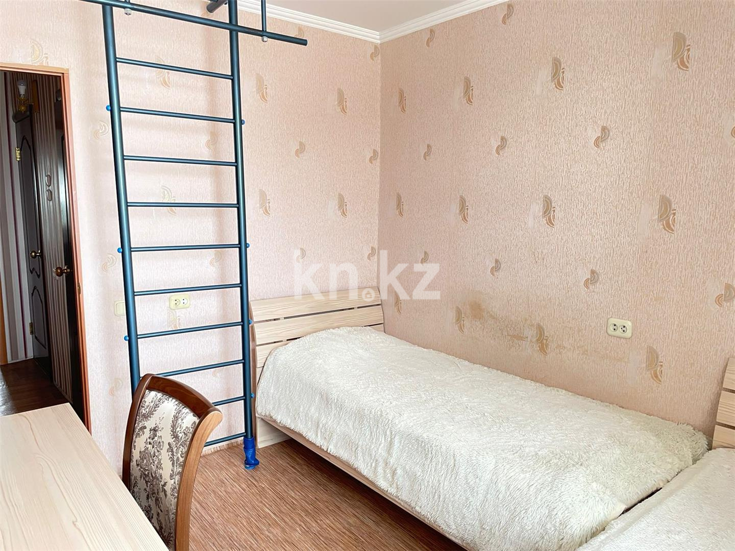 Продажа 3-комнатной квартиры, 61 м², ул. Гапеева, дом  9 в Караганде - фото 5