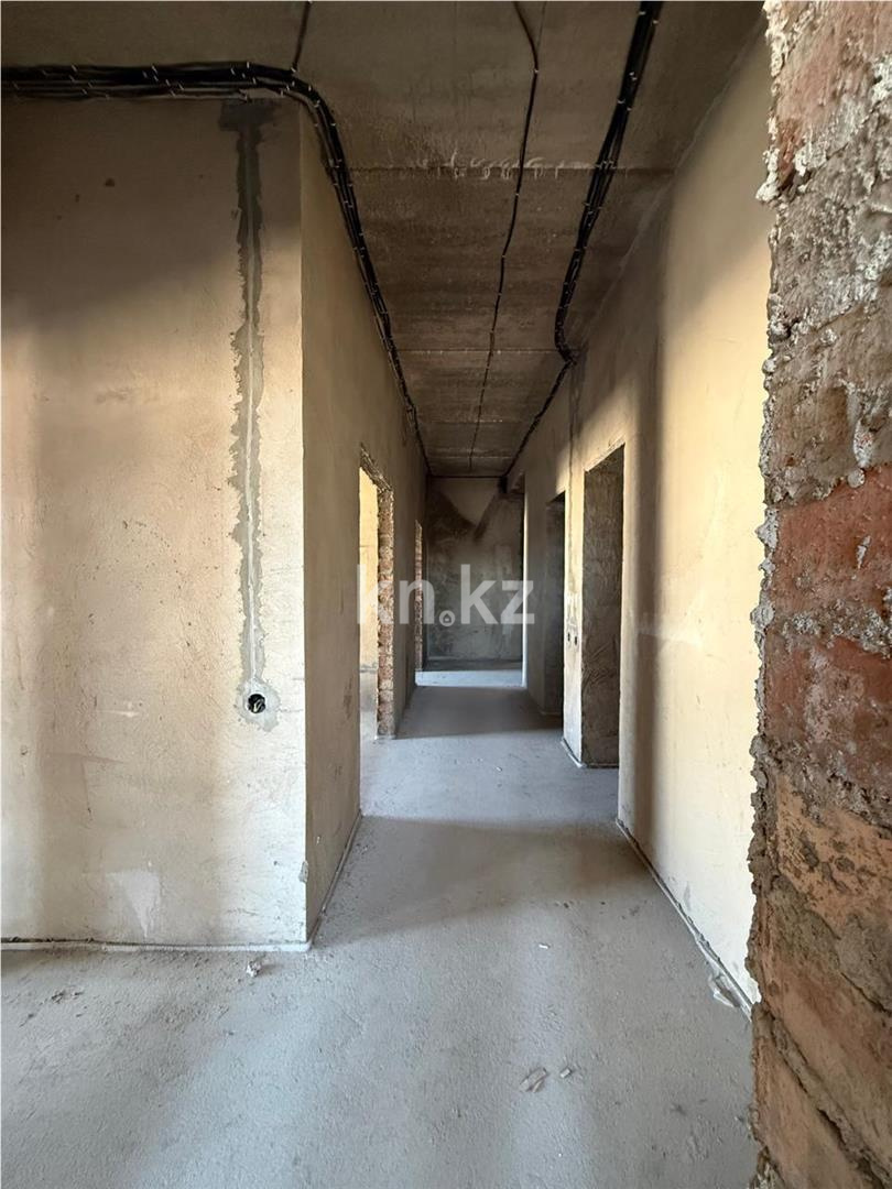 Продажа 3-комнатной квартиры, 96 м² в Караганде - фото 9