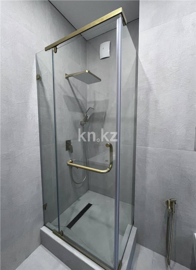 Продажа 2-комнатной квартиры, 63 м², ул. Букетова в Караганде - фото 17