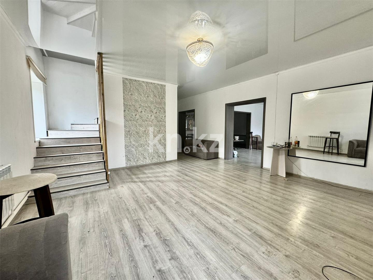 Продажа 6-комнатного дома, 260 м², ул. Ондасынова в Караганде - фото 6