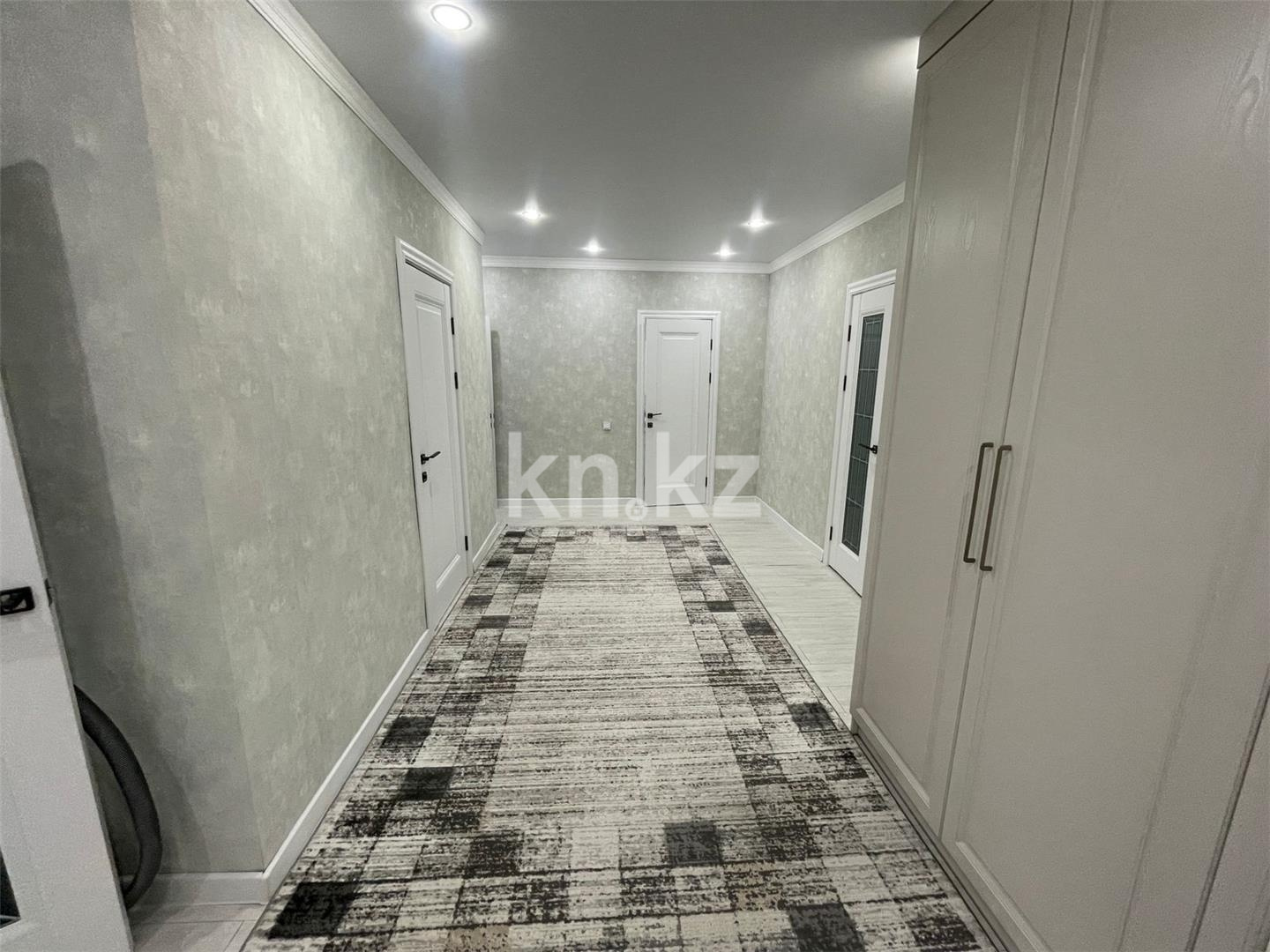 Продажа 3-комнатной квартиры, 104 м² в Караганде - фото 11