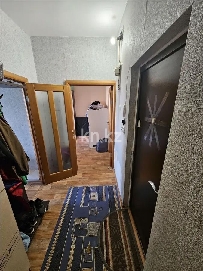 Продажа 1-комнатной квартиры, 42 м², мкр-н Аксай-5, дом  19 в Алматы - фото 4