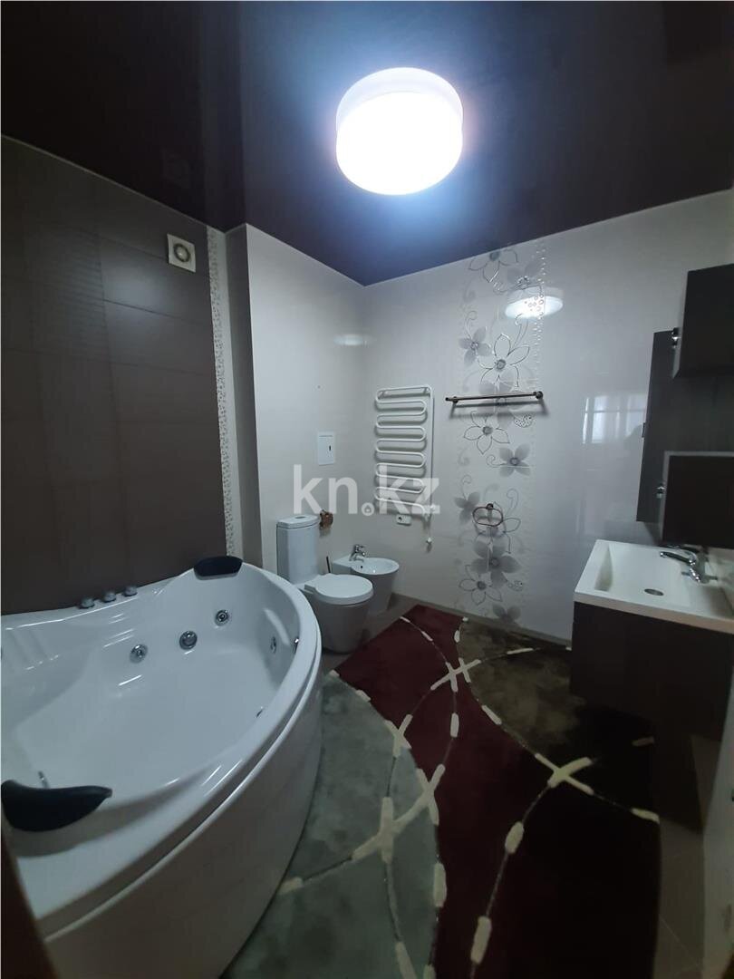 Продажа 6-комнатной квартиры, 227 м² в Караганде - фото 11