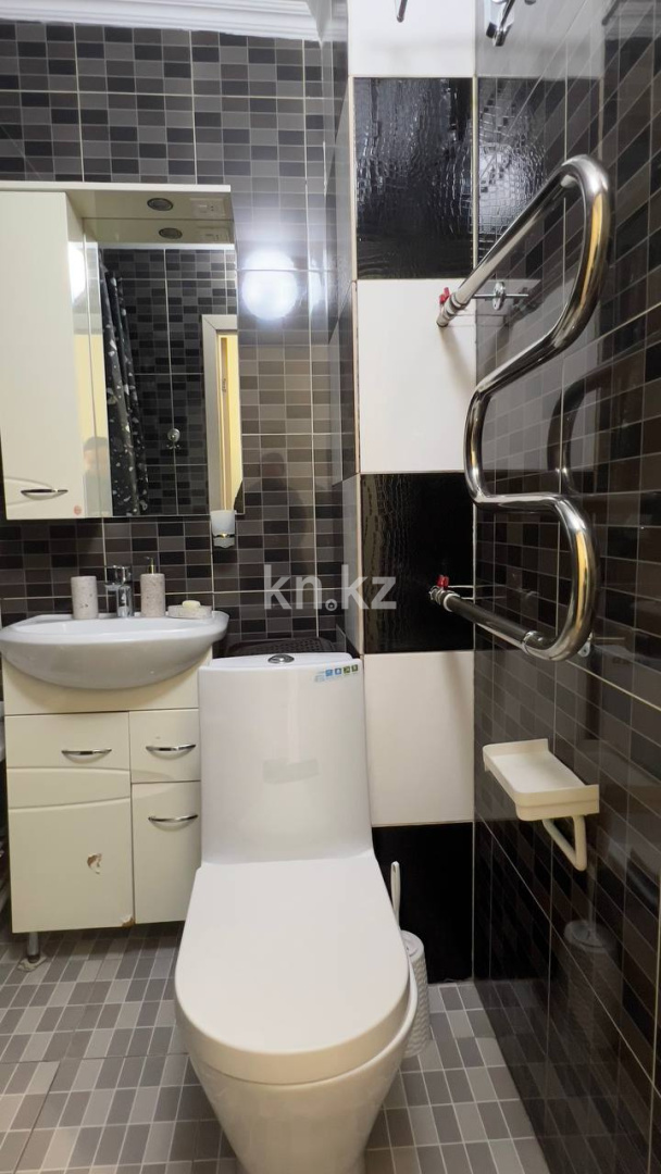 Продажа 2-комнатной квартиры, 41.8 м², ул. Кашгарская, дом  3 - ул. Макатаева в Алматы - фото 10