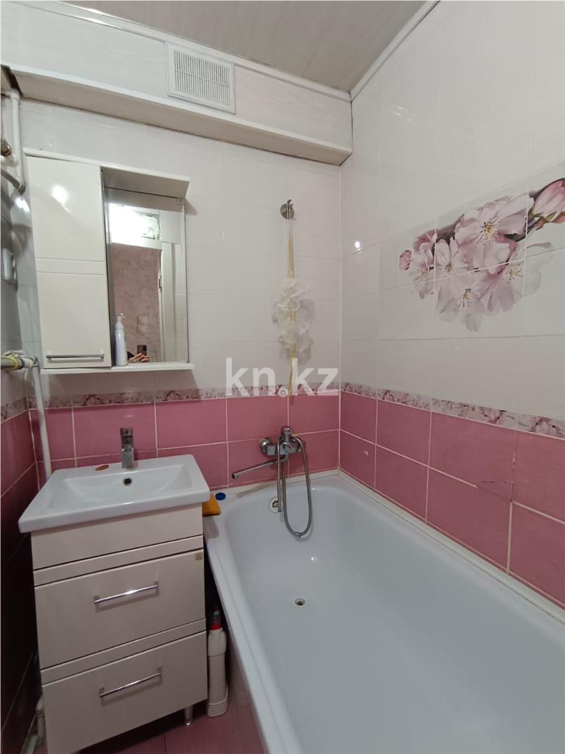 Продажа 1-комнатной квартиры, 31 м², 23 мкр. в Караганде - фото 9