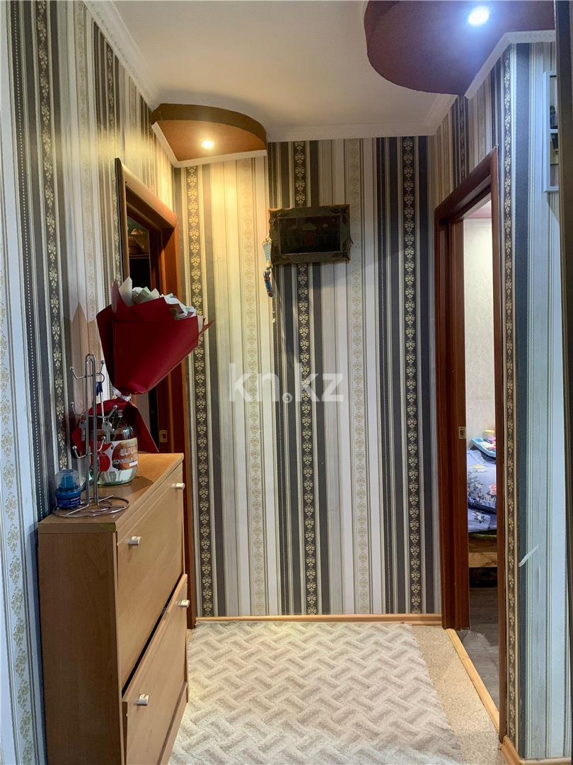 Продажа 2-комнатной квартиры, 46 м², мкр-н 23, дом  16 в Караганде - фото 7