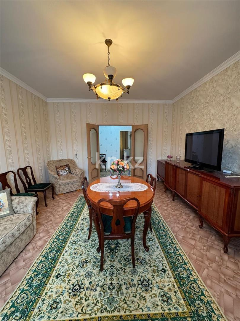 Продажа 3-комнатной квартиры, 84 м², ул. Абая в Караганде - фото 3