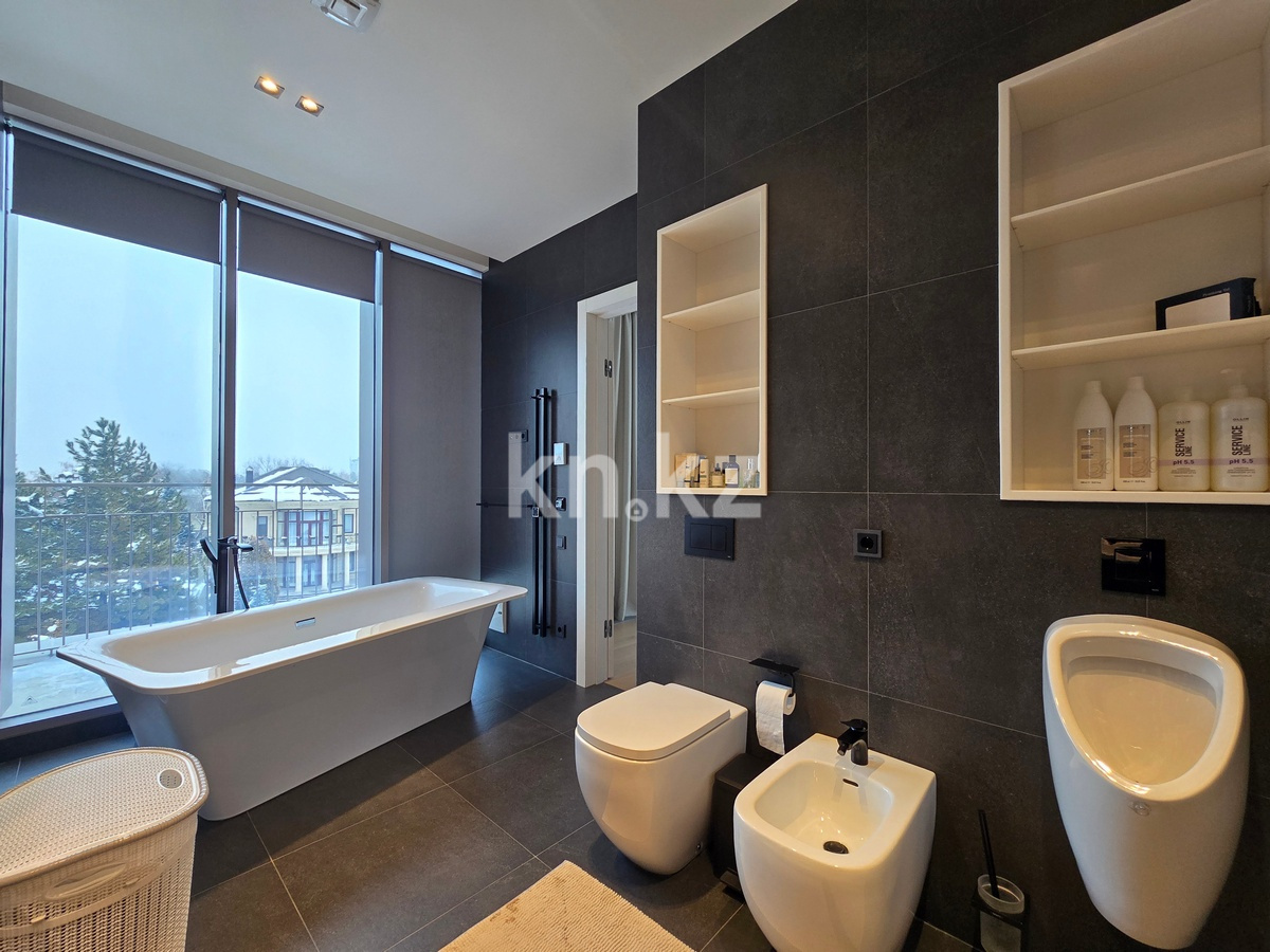 Продажа 6-комнатной квартиры, 269 м² в Алматы - фото 26