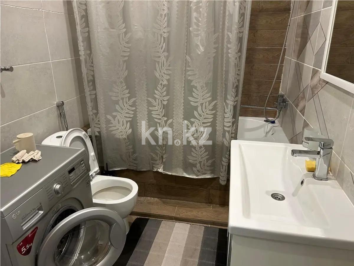 Продажа 2-комнатной квартиры, 44 м², ул. Омарова, дом  27 в Астане - фото 3