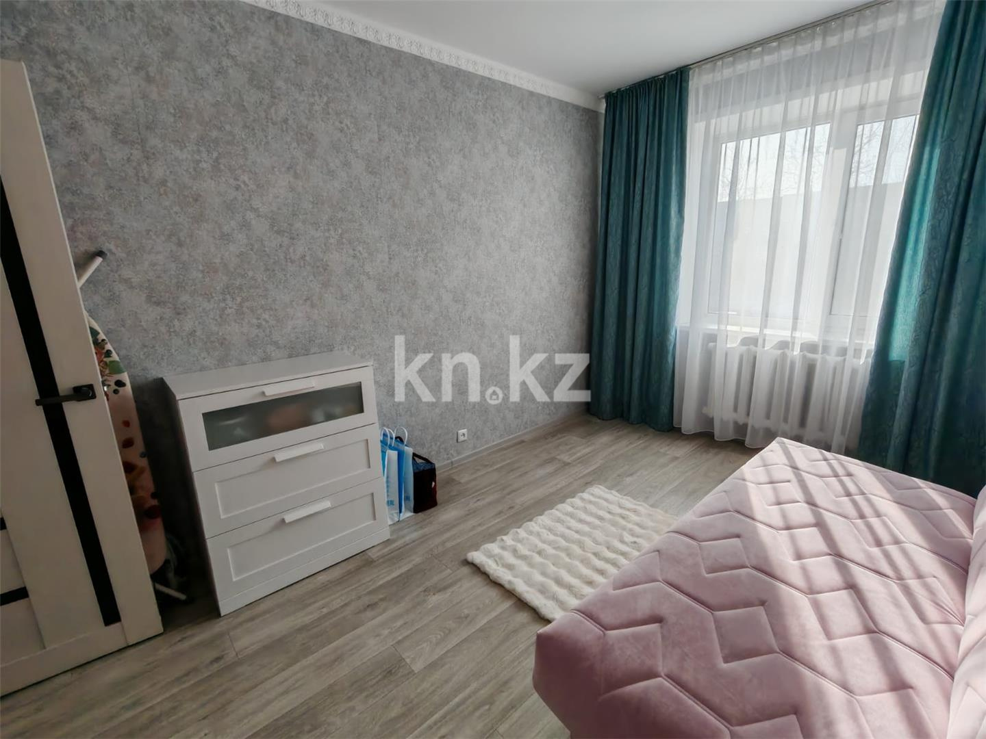 Продажа 3-комнатной квартиры, 63 м², мкр-н Степной-4 в Караганде - фото 3