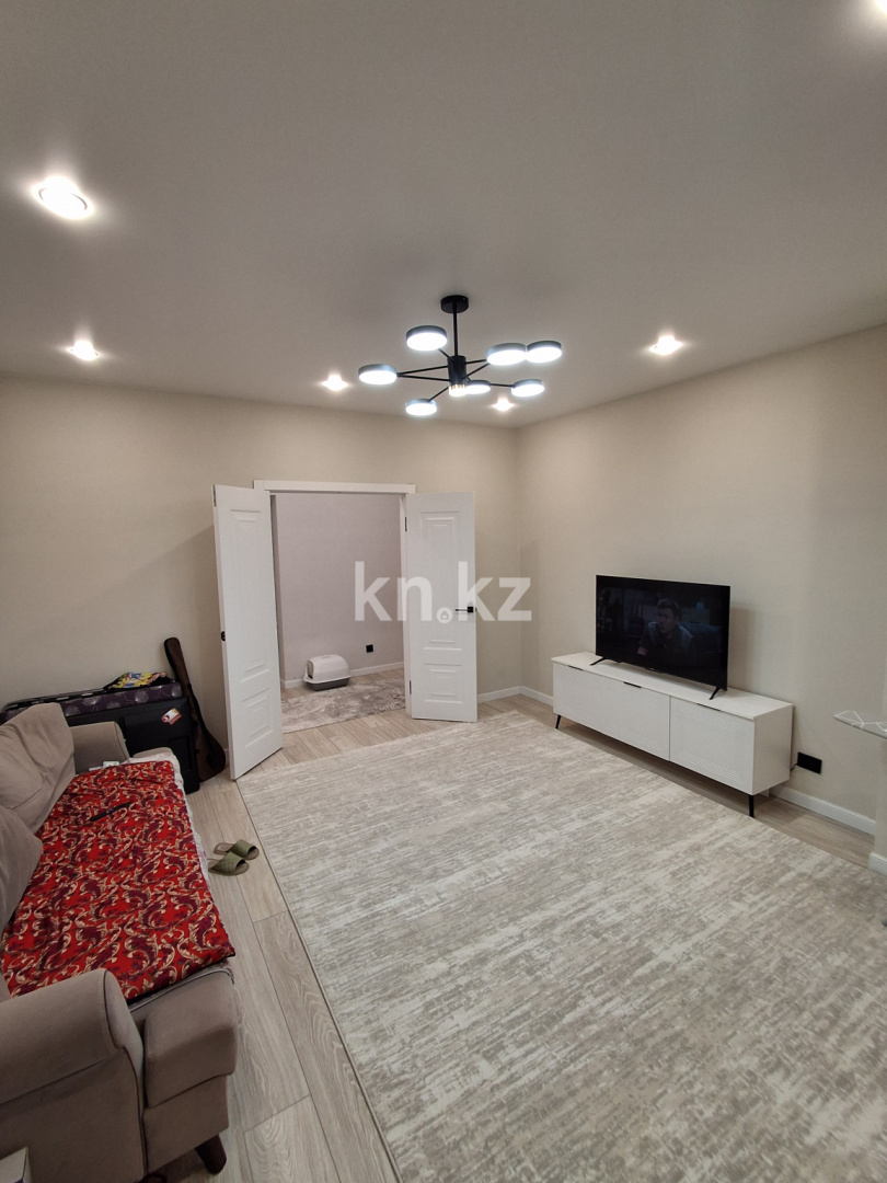 Продажа 2-комнатной квартиры, 62 м² в Караганде - фото 8