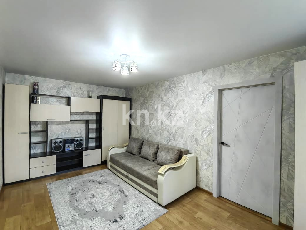 Продажа 2-комнатной квартиры, 47 м², 12 мкр., дом  17 в Караганде - фото 4
