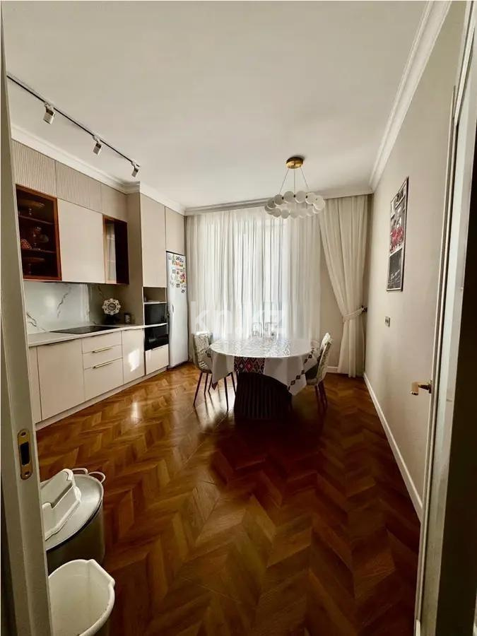 Продажа 3-комнатной квартиры, 118.3 м² в Астане - фото 4