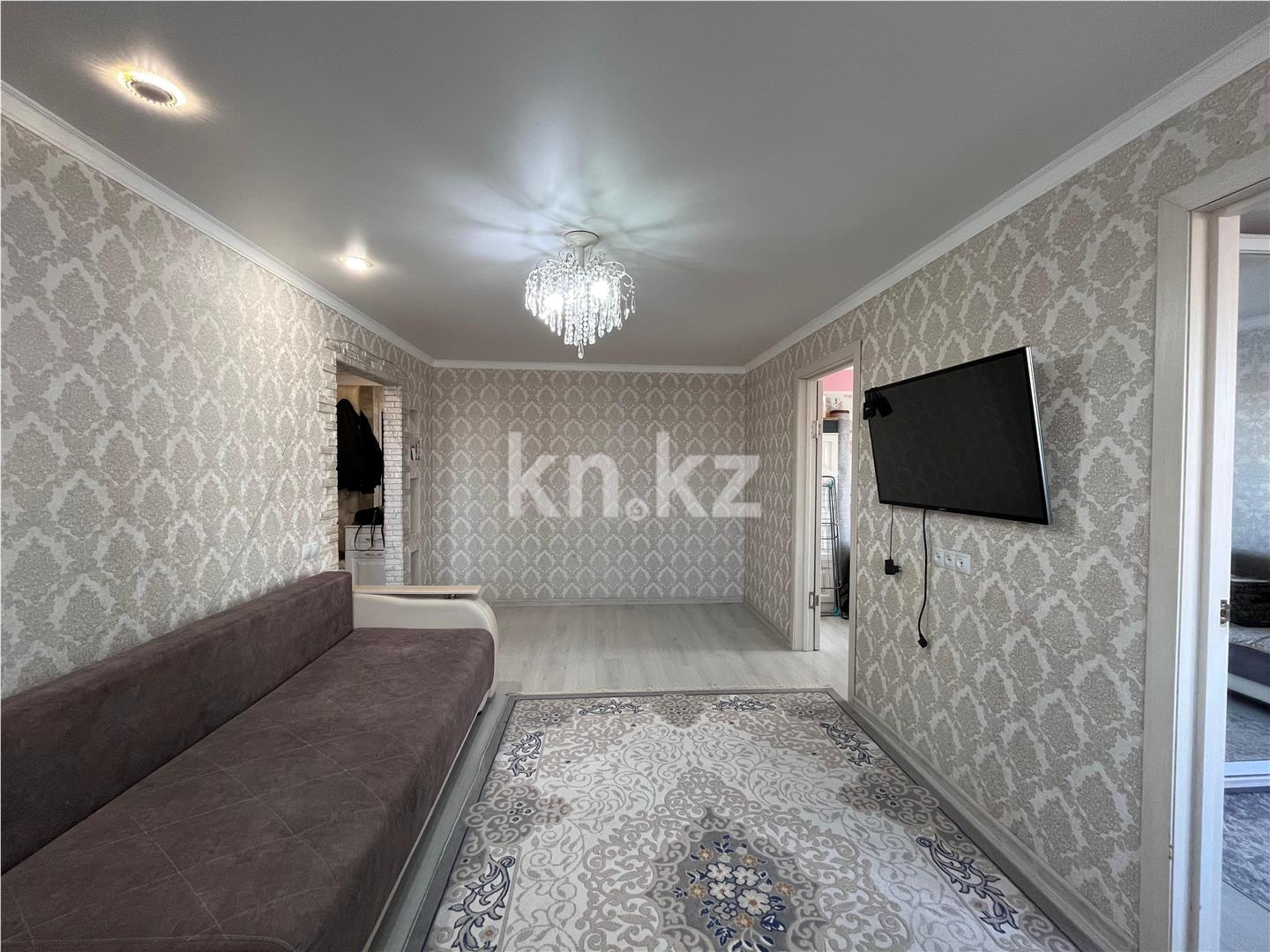 Продажа 3-комнатной квартиры, 48 м², мкр. Восток-1 в Караганде - фото 2