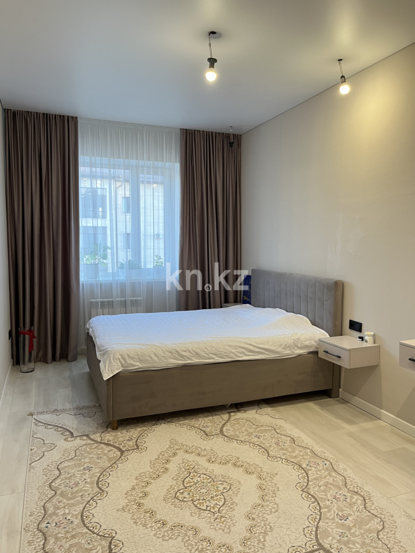 Аренда 3-комнатной квартиры, 85 м², ул. Муканова, дом  51а в Караганде - фото 5