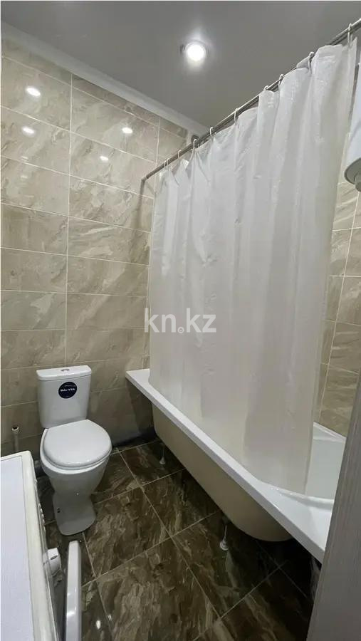 Продажа 2-комнатной квартиры, 72 м², ул. Карбышева, дом  5/6 в Караганде - фото 3